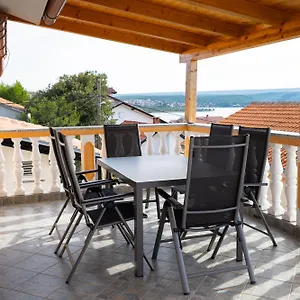 Anita Apartment